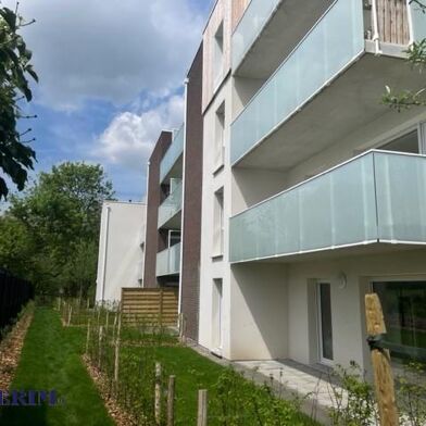 Appartement 3 pièces 818 €