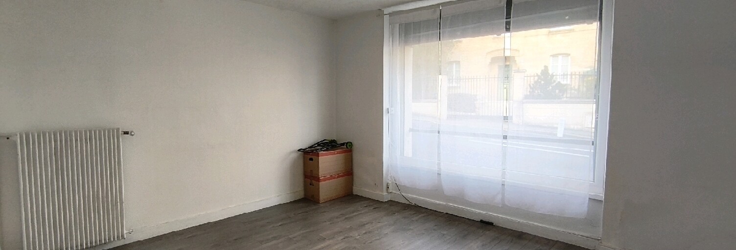 Commerce 3 Pièces 55 m² à louer à Pontoise (95300)