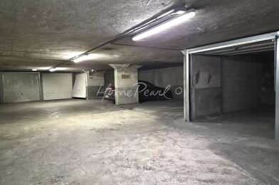 Garage  220 €