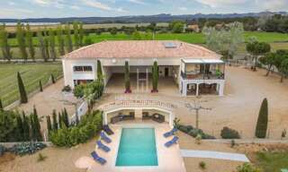 Maison 10 Pièces 300 m² à vendre à Arles (13280)