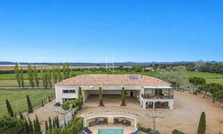 Maison 10 Pièces 300 m² à vendre à Arles (13280)