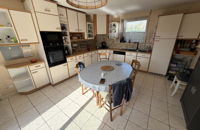 À vendre   Belle propriété familiale à BENET — photo 4