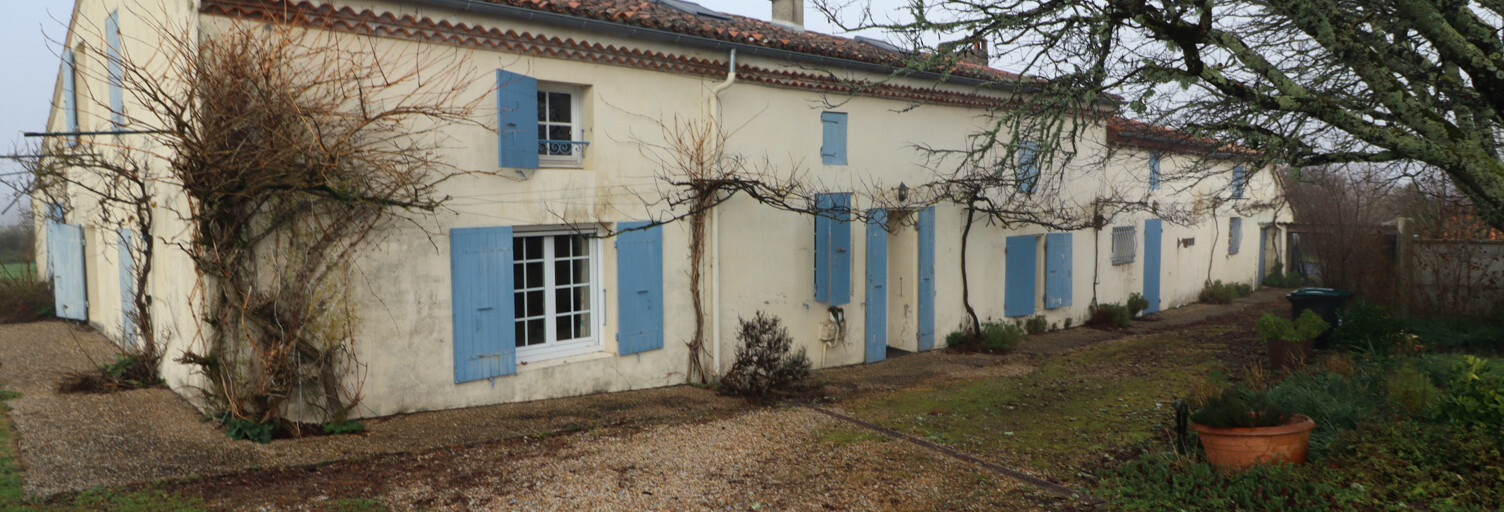 Maison 12 Pièces 353 m² à vendre à Arces (17120)