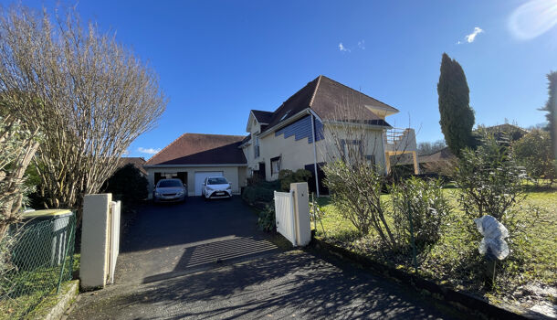 Villa / Maison 8 pièces  à vendre Idron 64320