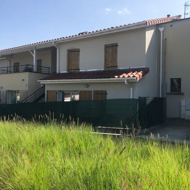 Appartement 2 pièces 918 €