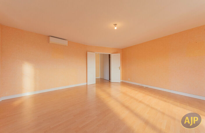 Appartement Bordeaux 4 pièce(s) 107 m2 — photo 3