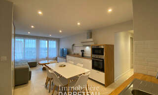 Appartement 4 Pièces 92 m² à louer à Bron (69500)