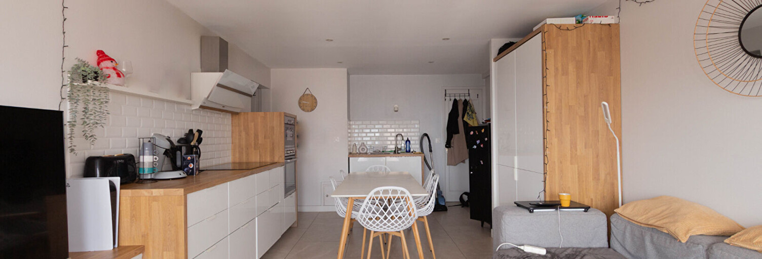 Appartement 4 Pièces 92 m² à louer à Bron (69500)