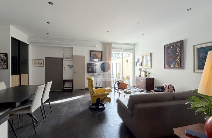 Appartement type loft en centre-ville — photo 4