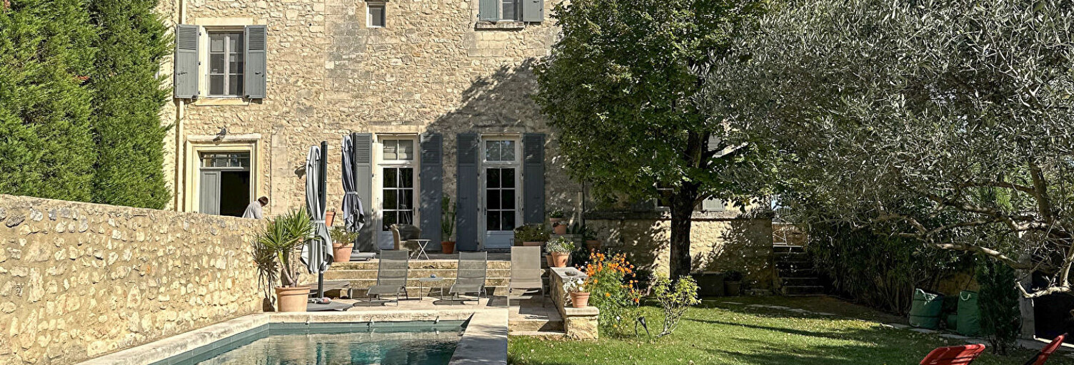 Maison 9 Pièces 210 m² à vendre à Saint-Paul-Trois-Châteaux (26130)