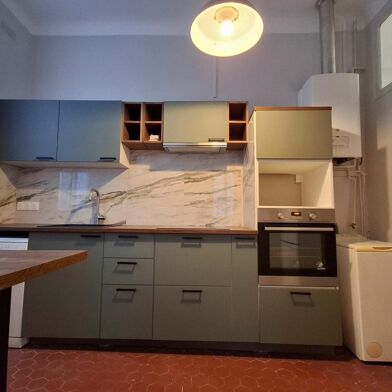 Appartement 4 pièces 1990 €