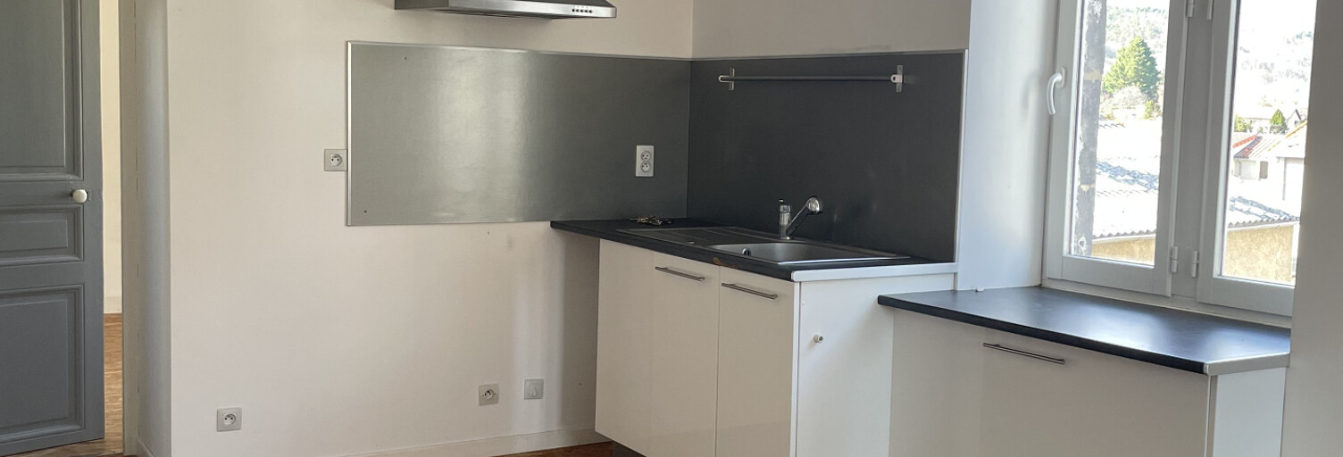 Immeuble  240 m² à vendre à Châtel-Guyon (63140)