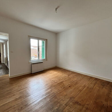 Appartement 4 pièces 211000 €
