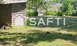 Terrain  1073 m² à vendre à Polliat (01310)