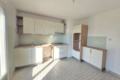 Maison 5 pièces 1690 €