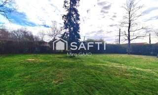 Terrain  1600 m² à vendre à Saint-Sulpice-la-Pointe (81370)