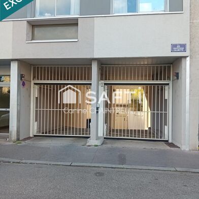 Garage  25000 €