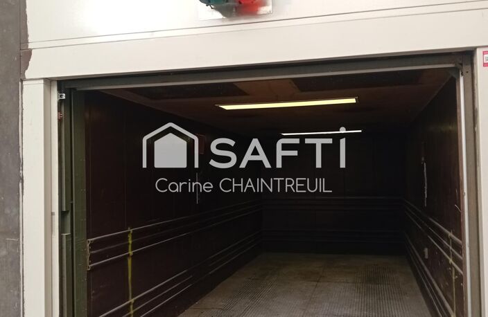 À vendre  Garage fermé + place de parking  Grange Blanche — photo 4
