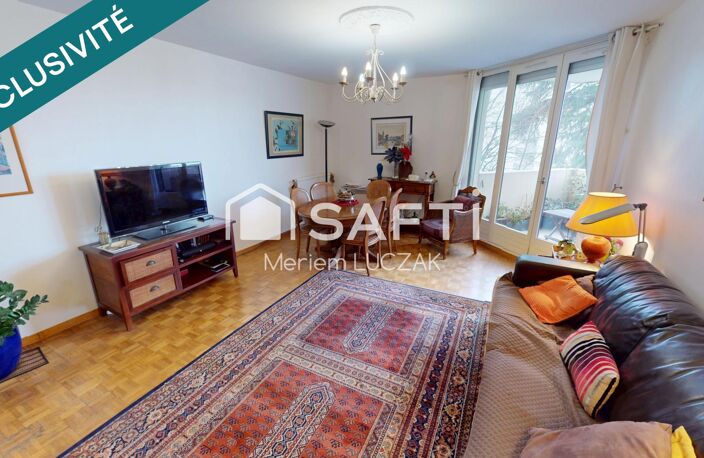 RARE À POISSY  96 m² lumineux, 3 chambres, terrasse, parking, cave, à deux pas de la gare. — photo 3