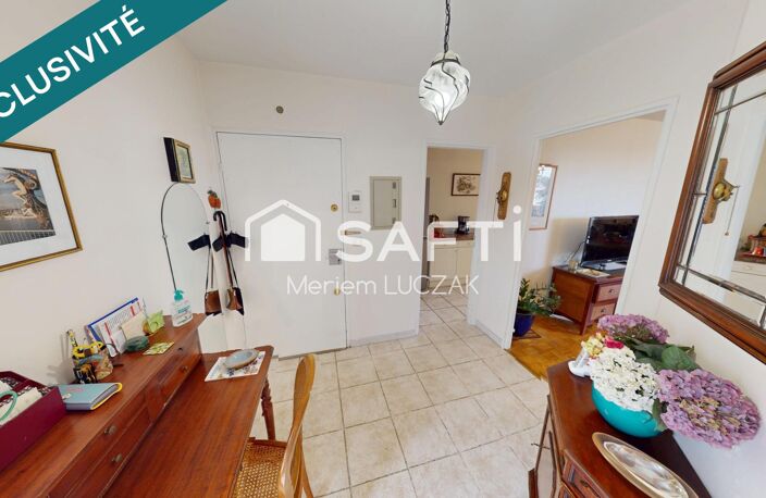 RARE À POISSY  96 m² lumineux, 3 chambres, terrasse, parking, cave, à deux pas de la gare. — photo 4