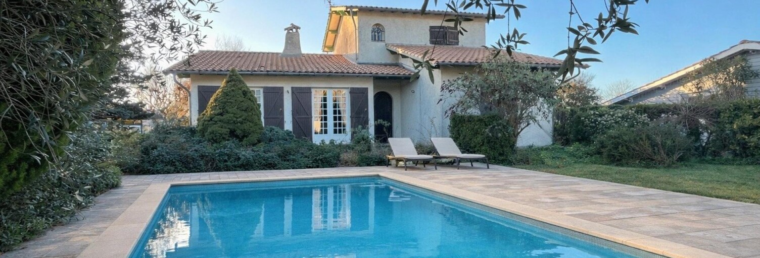 Maison 5 Pièces 123 m² à vendre à Sainte-Hélène (33480)