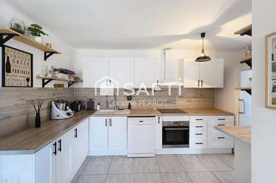 Appartement 4 pièces 167000 €