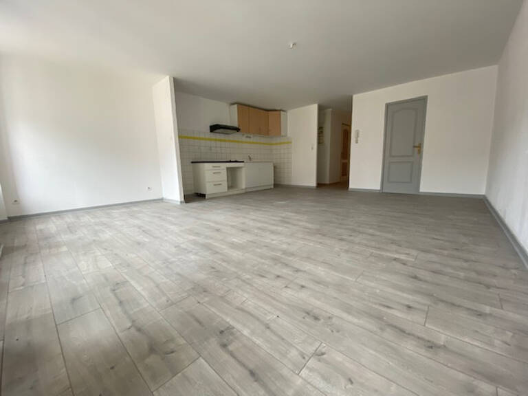 APPARTEMENT F2 - SAINT HIPPOLYTE CENTRE — photo 1