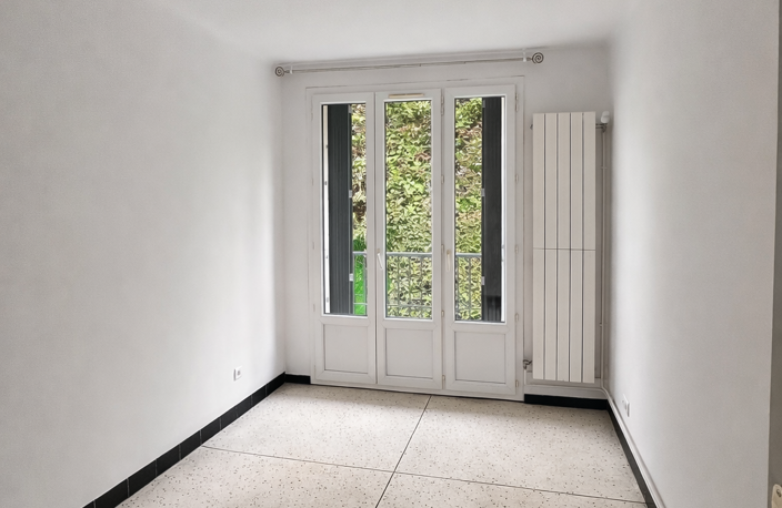 Appartement T4-avec terrasse- garage Résidence-Arceaux-cent — photo 3
