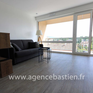 Appartement 2 pièces 1330 €