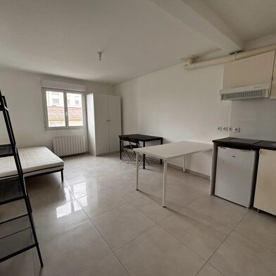 Appartement 1 pièces 570 €