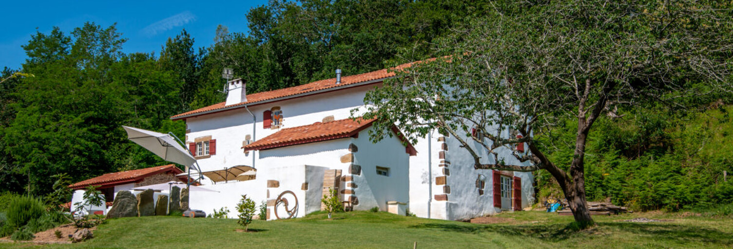 Maison 7 Pièces 400 m² à vendre à Sare (64310)