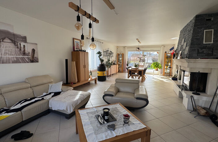 À acheter à Veckring : villa avec terrasse 9 pièces avec Kai — photo 2