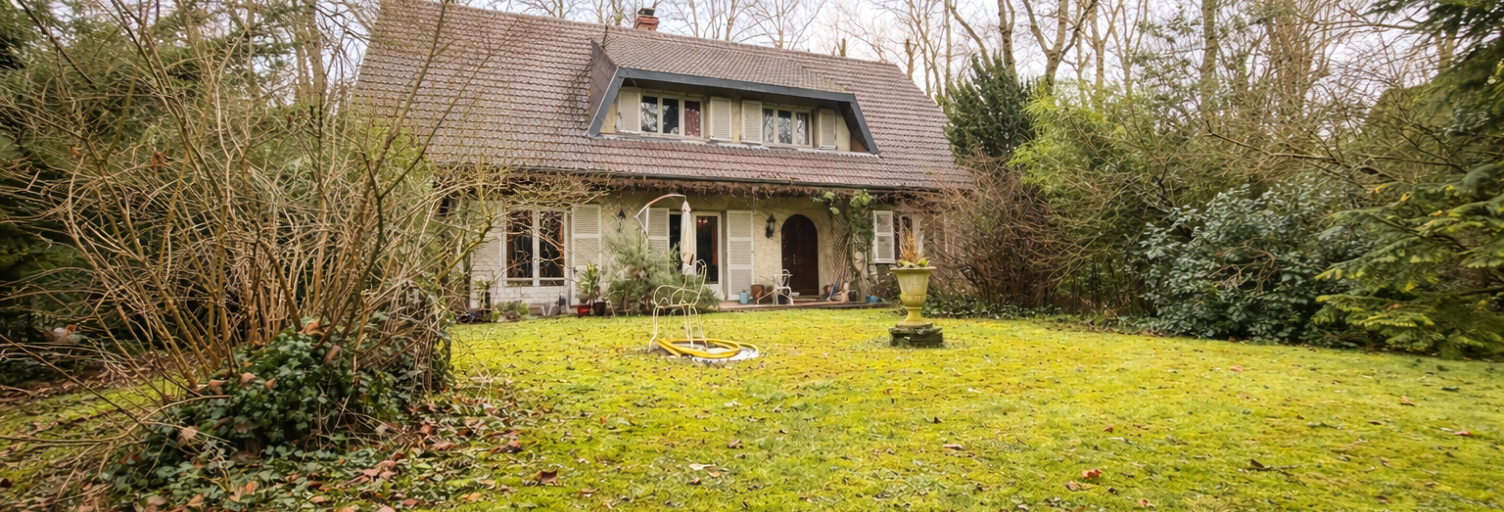 Maison 8 Pièces 204 m² à vendre à Chevigny-Saint-Sauveur (21800)