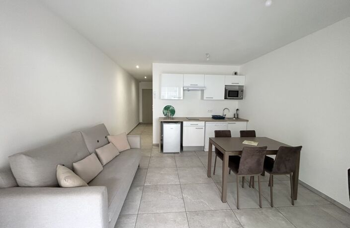 1 Pièce Terrasse avec Vue Mer latérale — photo 2