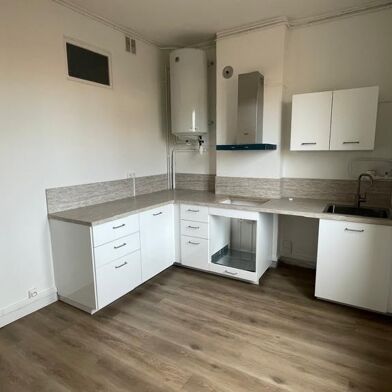 Appartement 2 pièces 709 €