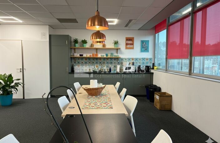 BUREAUX à LOUER — photo 3