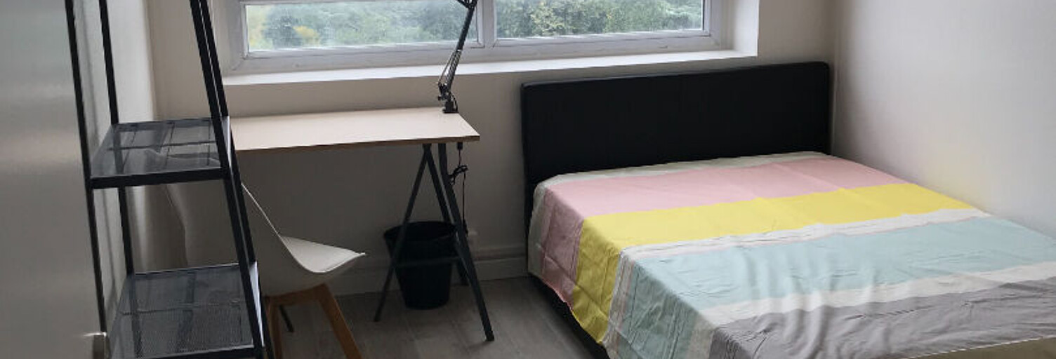 Appartement 6 Pièces 101 m² à louer à Bron (69500)