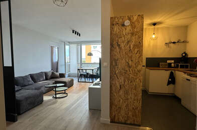 Appartement 7 pièces 490 €