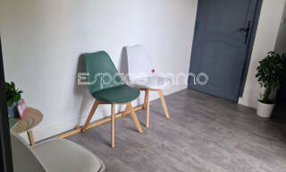 Bureau  12 m² à louer à Montville (76710)