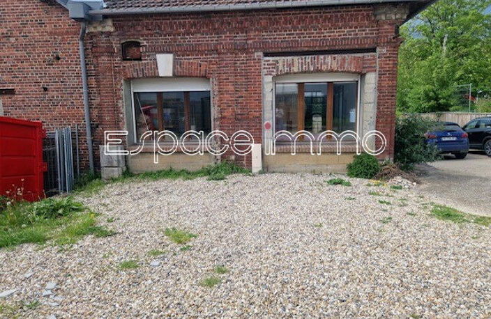 BUREAU - 12.60 m² - ZONE D'ACTIVITE - MONTVILLE — photo 3