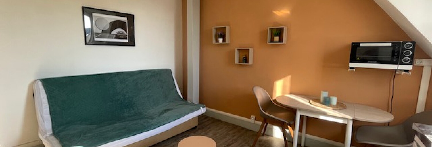 Appartement 1 Pièce 16 m² à louer à Lons-le-Saunier (39000)