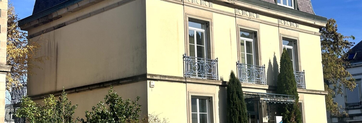 Maison  242 m² à vendre à Remiremont (88200)