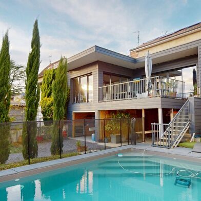 Maison 8 pièces 439000 €