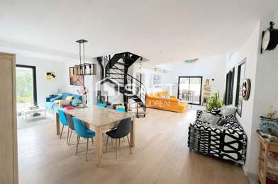 Maison 5 pièces 617000 €