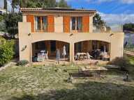 La Cadière, Maison T5 de 134 m² implantée sur 1016 m² de terrain. — photo 4