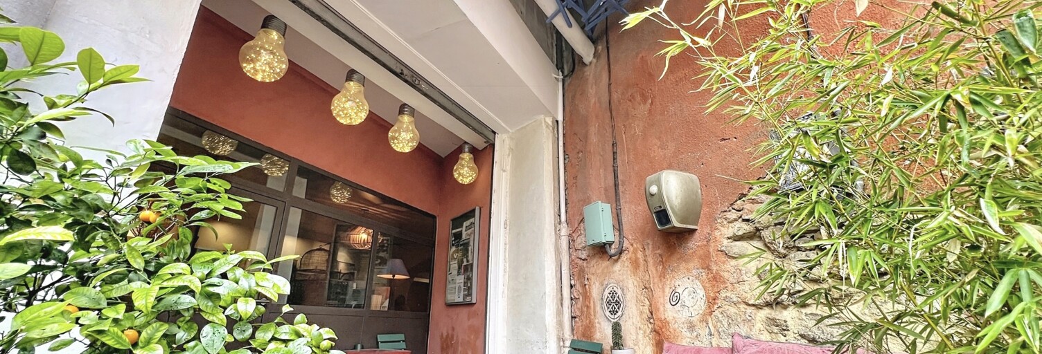 Immeuble  150 m² à vendre à Apt (84400)