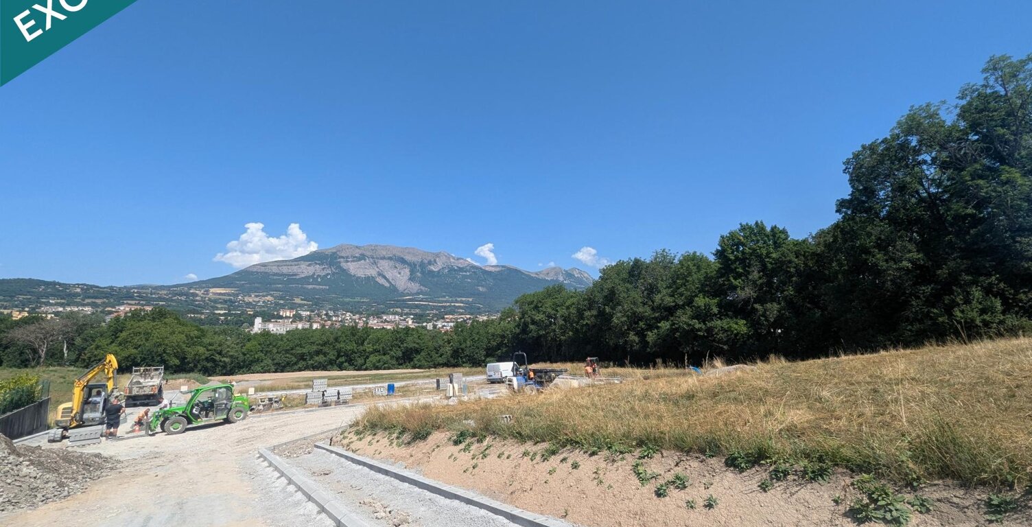 Terrain à bâtir, quartier privilégié — photo 1