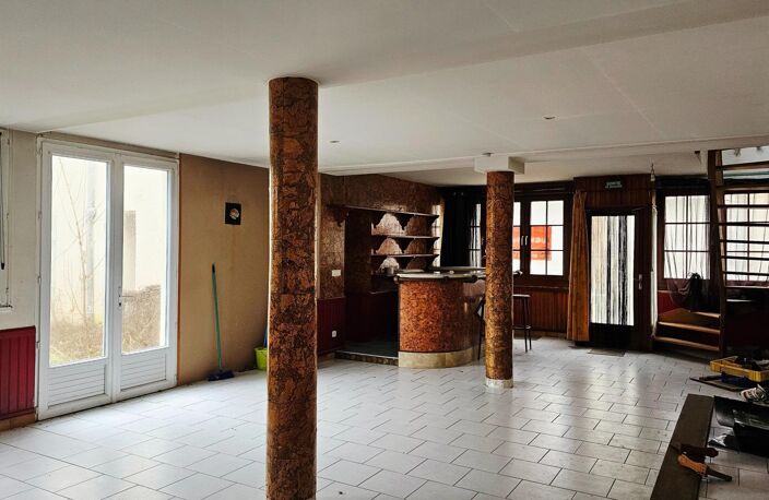 Ancien café du village- Beau potentiel — photo 4