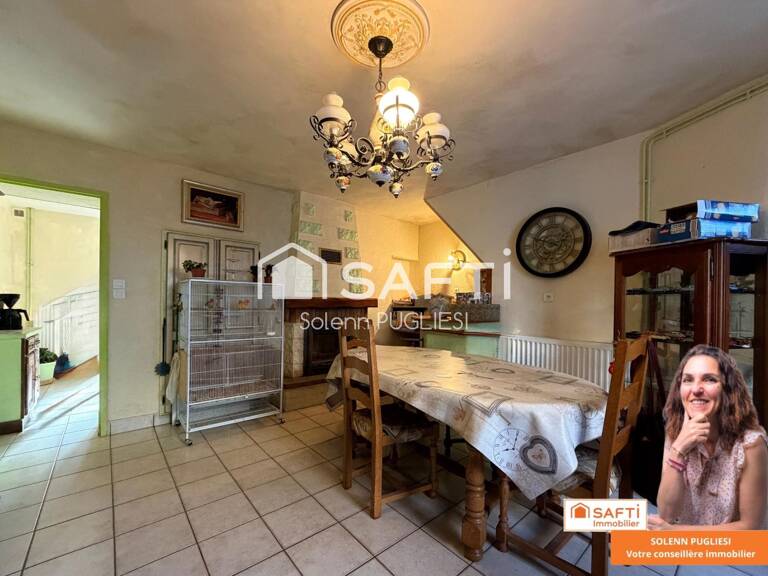 Maison de village avec garage et terrain — photo 1
