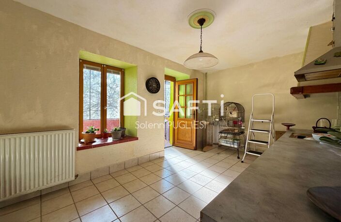 Maison de village avec garage et terrain — photo 2